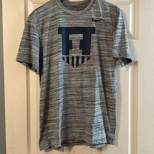 Men’s Nike DryFit University of Illinois t shirt